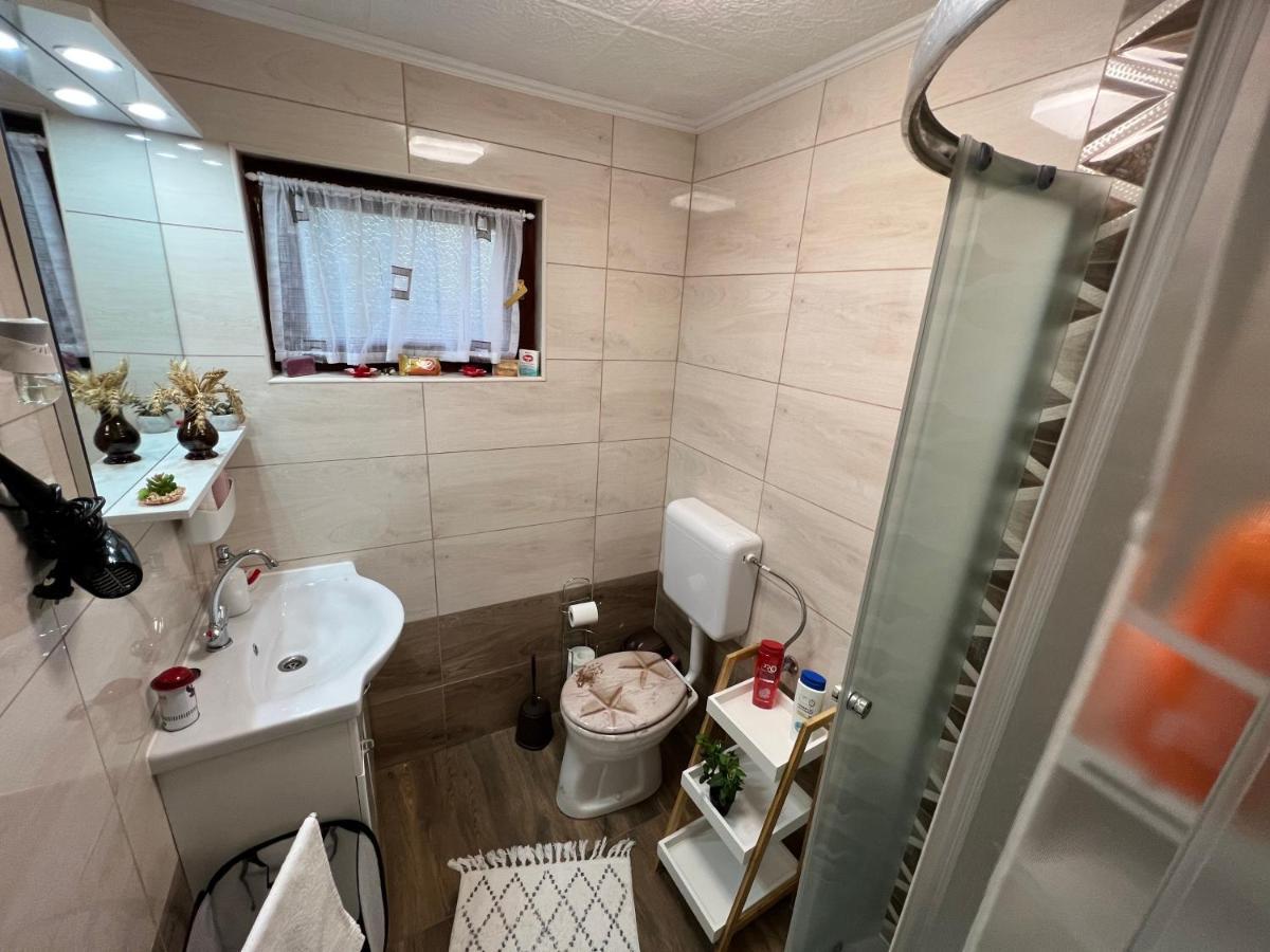 Fuege-Fa-Haz Vasarosnameny - Gergelyiugornya Apartment Bagian luar foto