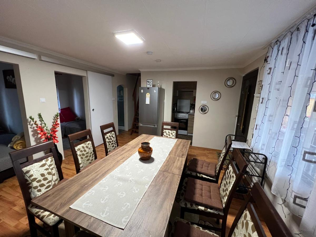 Fuege-Fa-Haz Vasarosnameny - Gergelyiugornya Apartment Bagian luar foto