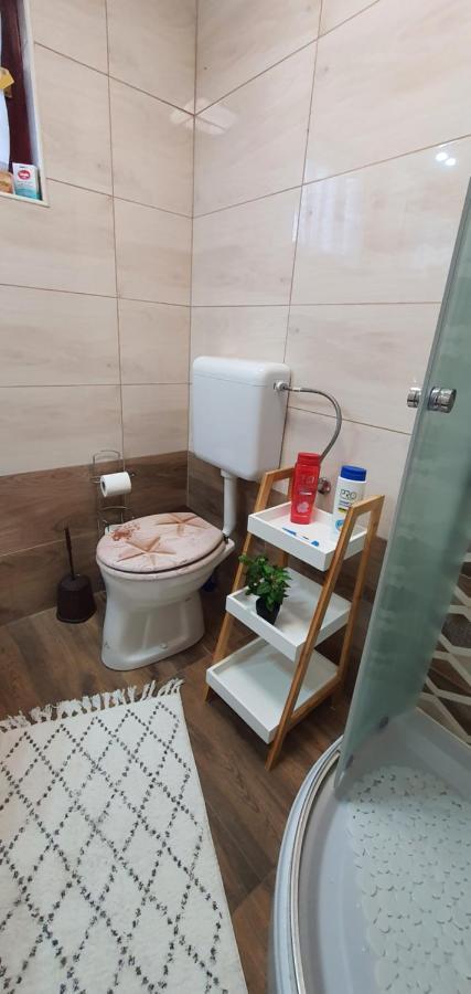 Fuege-Fa-Haz Vasarosnameny - Gergelyiugornya Apartment Bagian luar foto