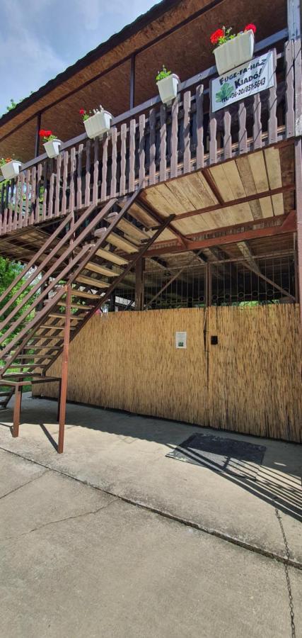 Fuege-Fa-Haz Vasarosnameny - Gergelyiugornya Apartment Bagian luar foto