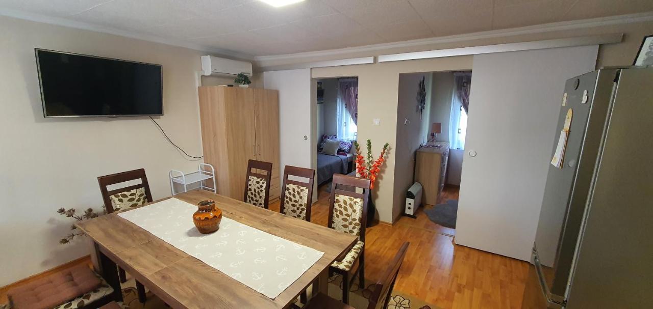 Fuege-Fa-Haz Vasarosnameny - Gergelyiugornya Apartment Bagian luar foto