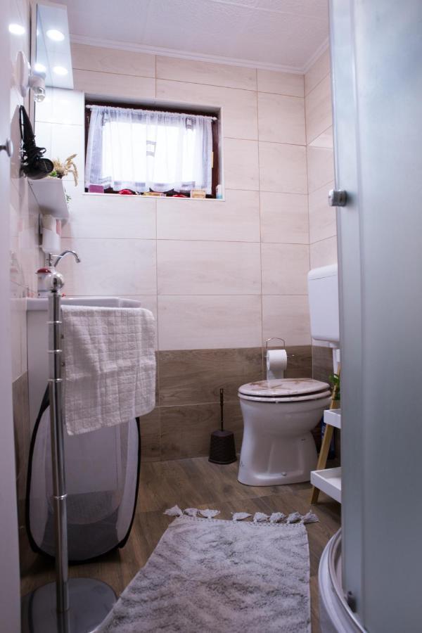 Fuege-Fa-Haz Vasarosnameny - Gergelyiugornya Apartment Bagian luar foto