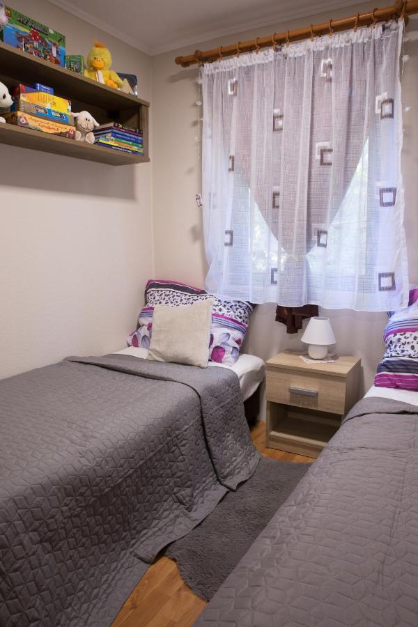Fuege-Fa-Haz Vasarosnameny - Gergelyiugornya Apartment Bagian luar foto
